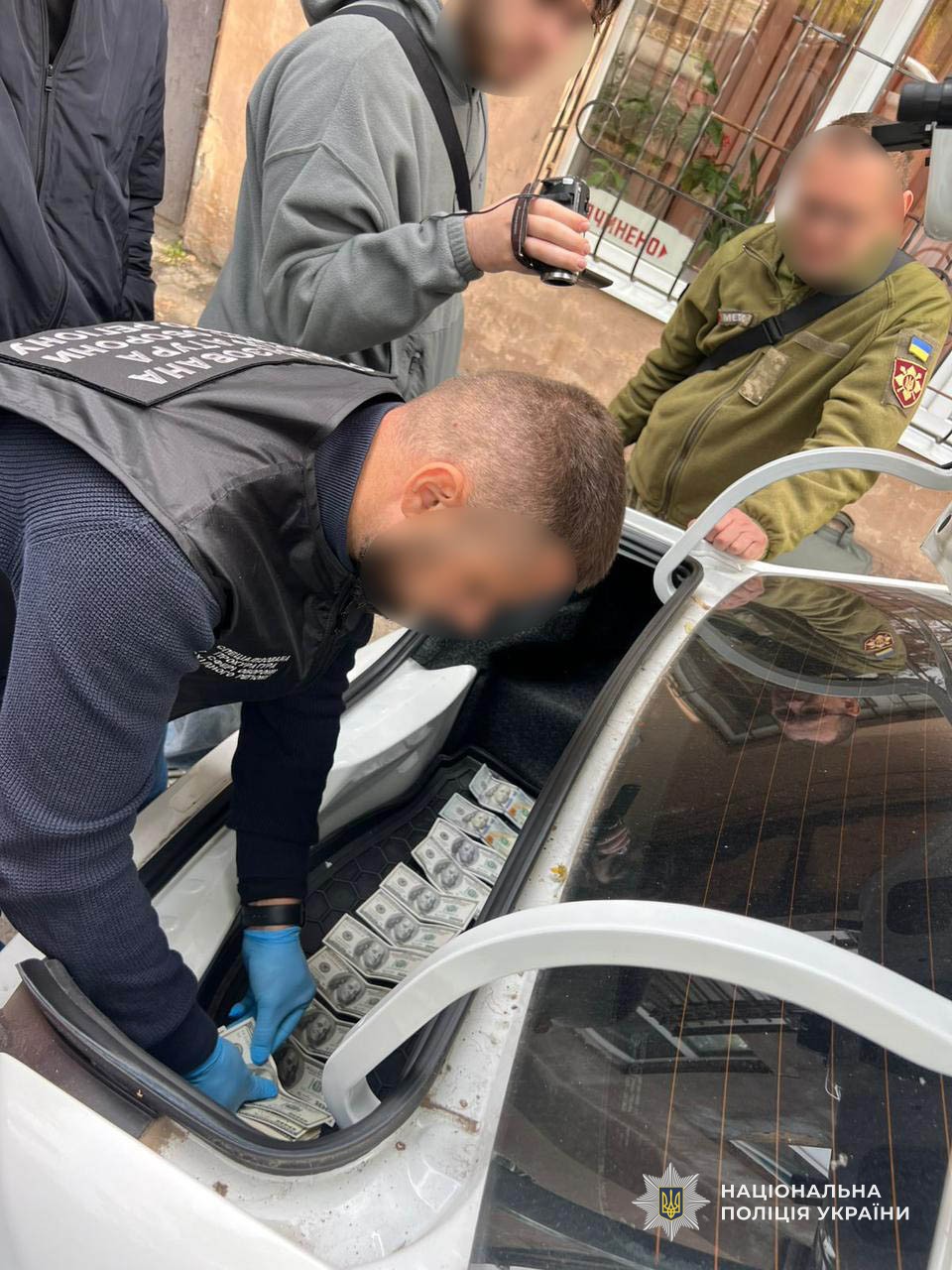 У Дніпрі ТЦК організувало ухилення від мобілізації за 20 тисяч долларів.