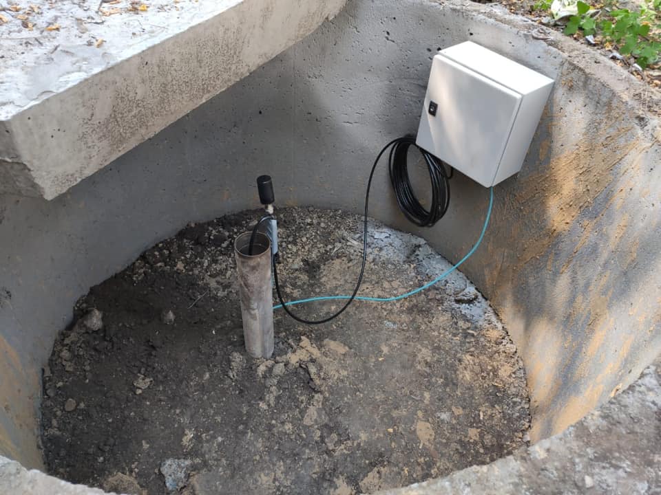 Новые наблюдательные скважины по всему Тополю/ фото: фб Mykhailo Lysenko