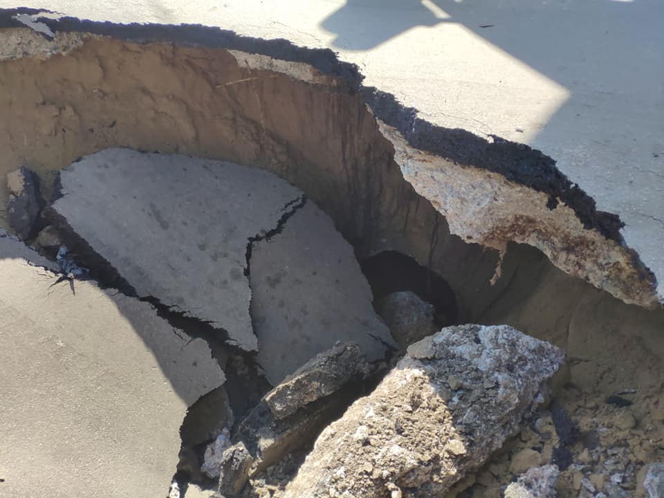 Слой асфальта был довольно толстым/ фото: фб Александр Кулешов