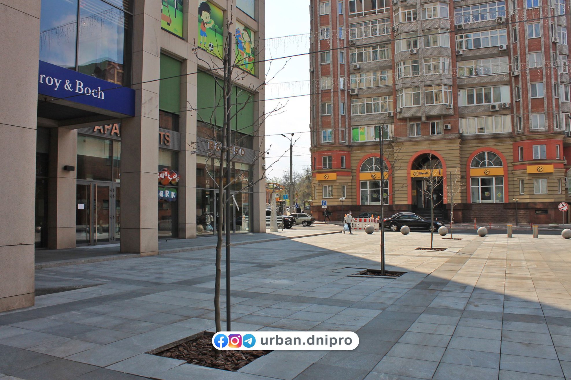 Вы тоже уже хотите поскорее посидеть где-нибудь в центре/ фото: Urban Dnipro