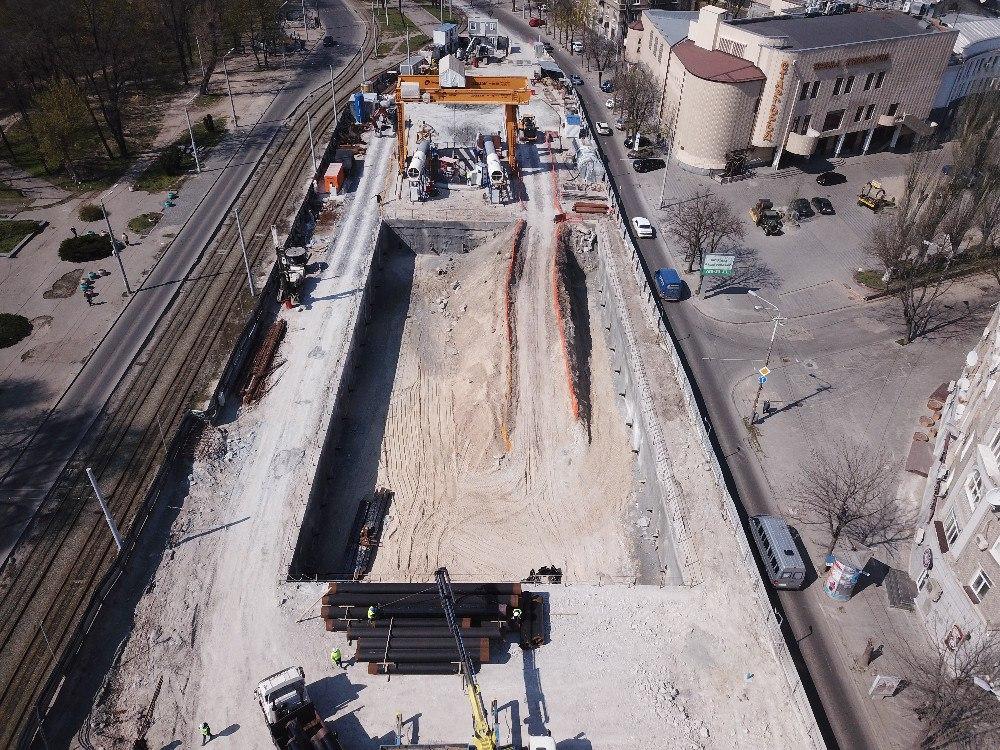 Вестибюль станции "Театральная"/ фото: metro.dp.ua