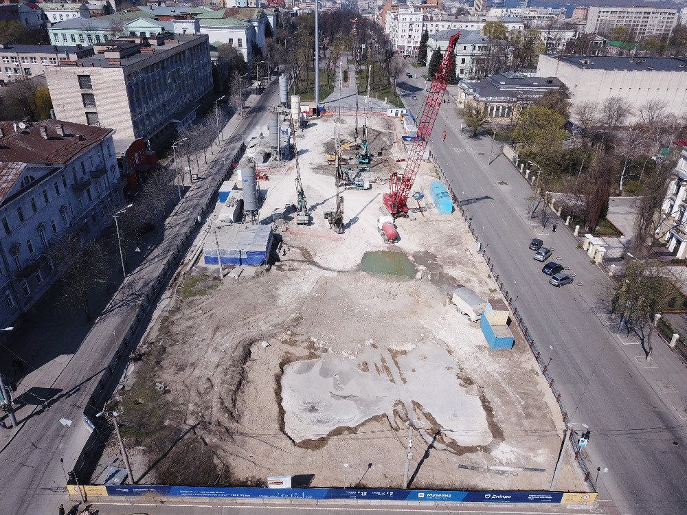 Строительные работы на станции "Музейная"/ фото: metro.dp.ua