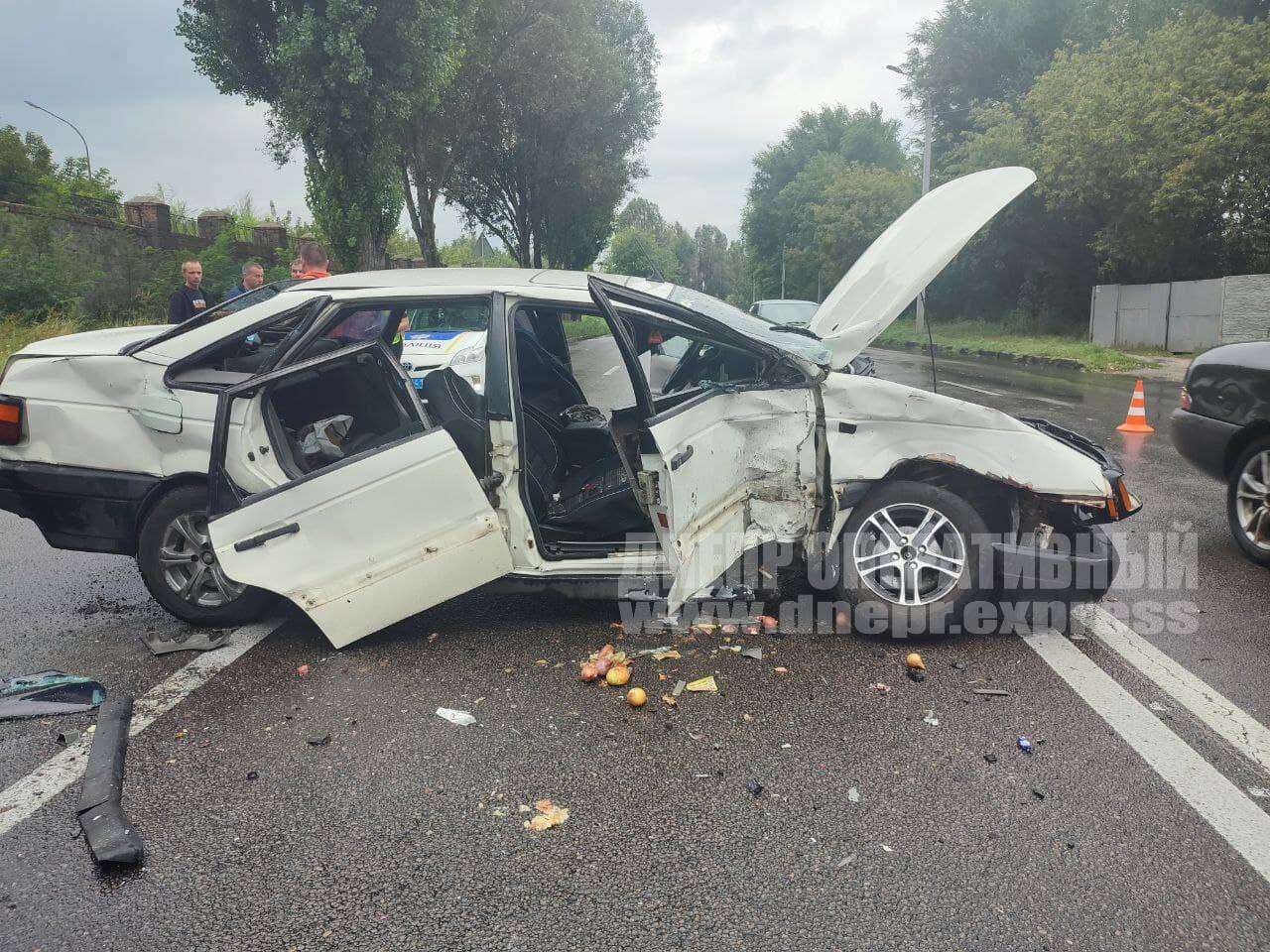 ДТП на Криворожской/ фото: Днепр Оперативный