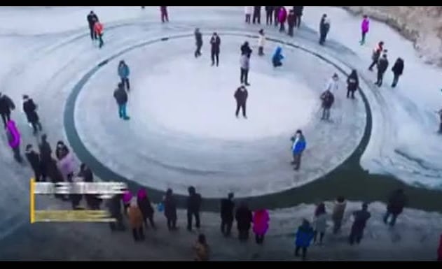 Визуализация ледяного островка на озере/ фото: fb Игоря Кочета