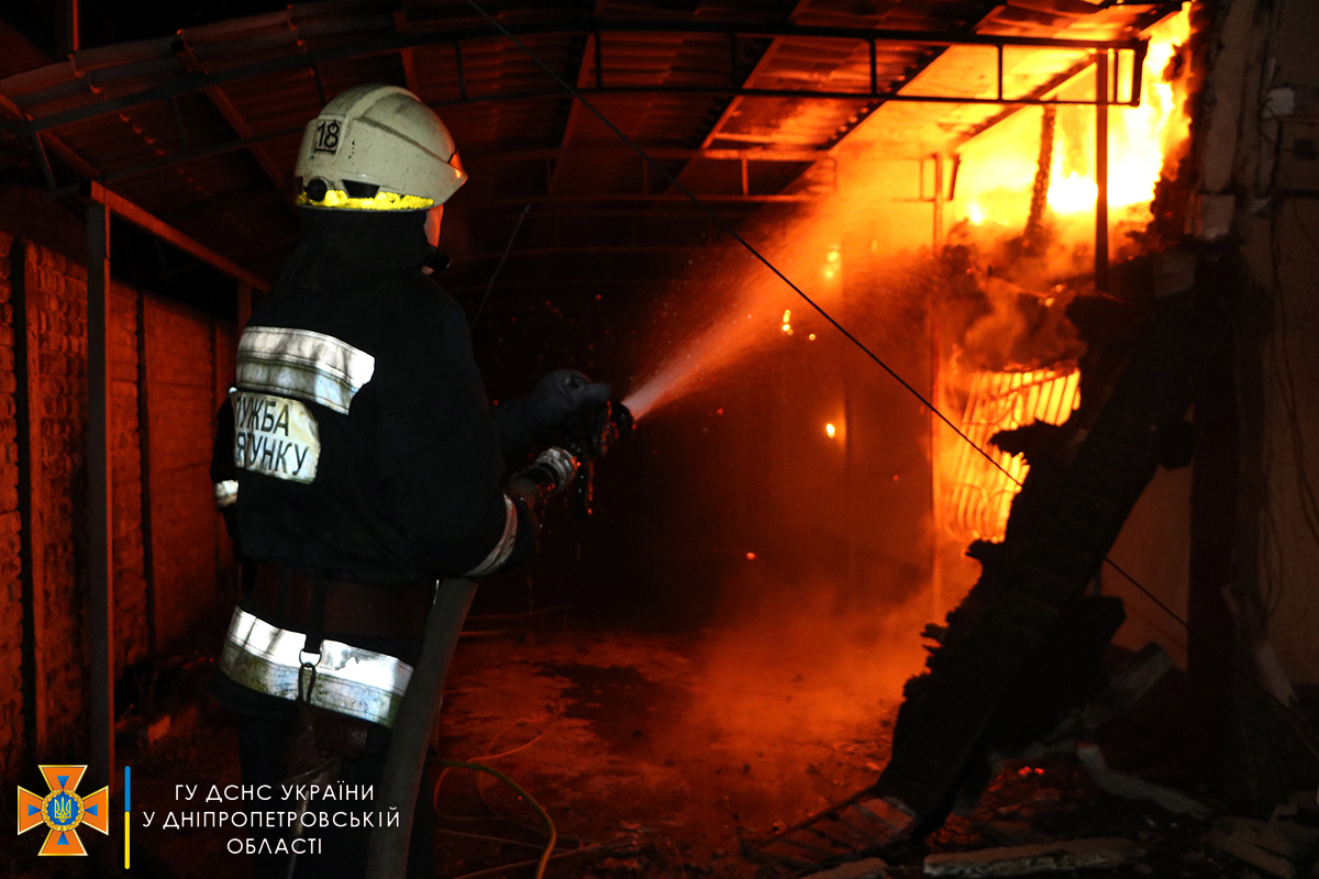 В Днепре сгорел двухэтажный дом.