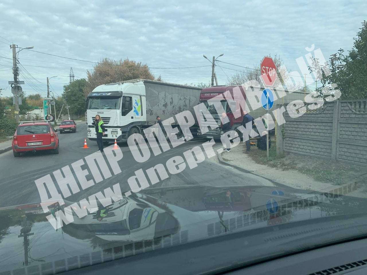 В Днепре скутерист врезался в грузовик/ фото: Днепр Оперативный