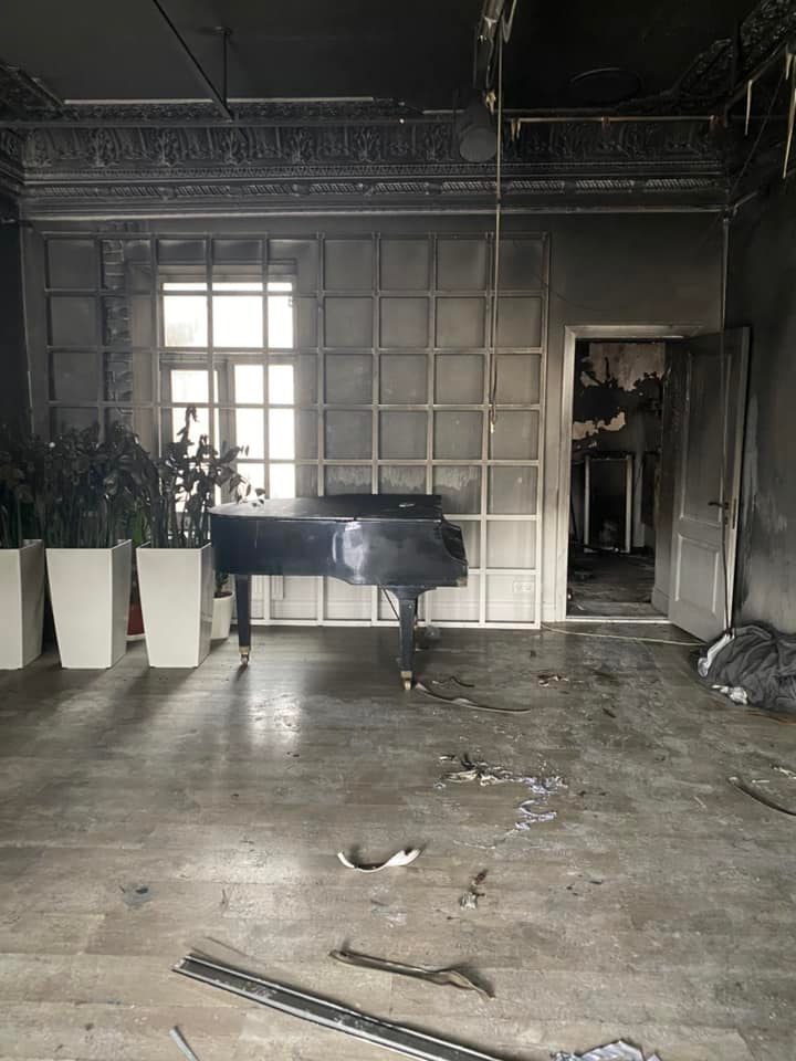 Пожар в "Арт-Квартире" на Троицкой.