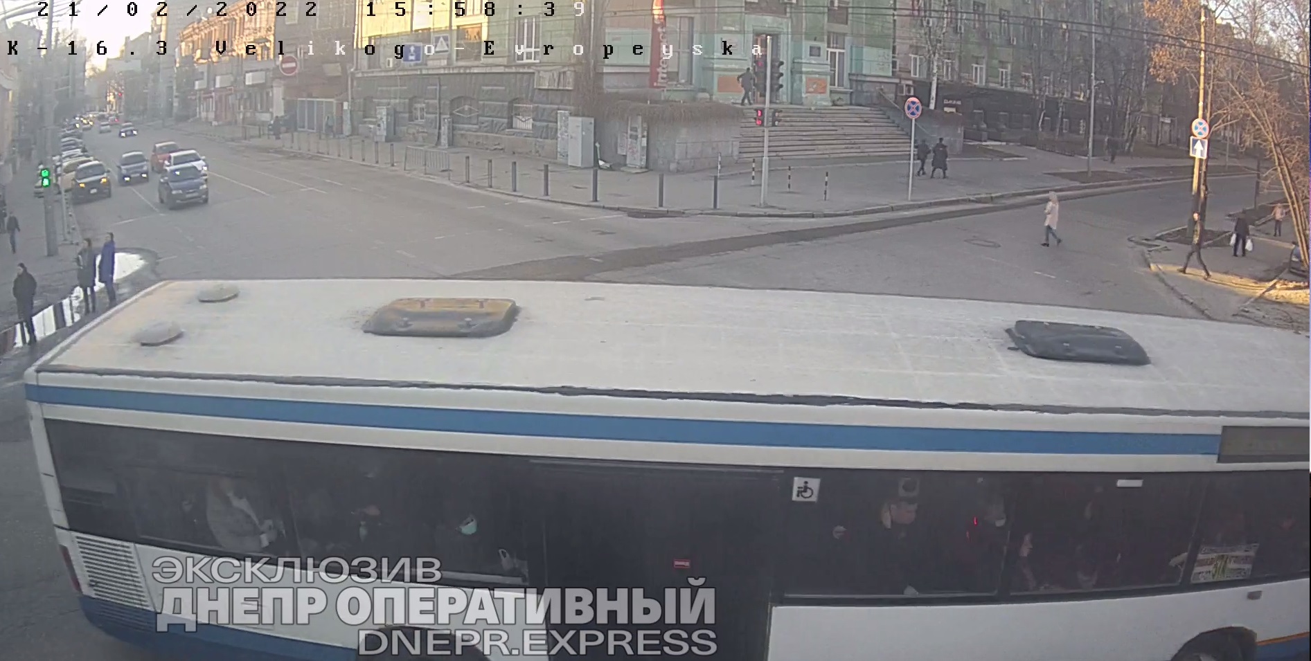 Пробка в центре недалеко от "Моста-Сити" из-за ДТП.