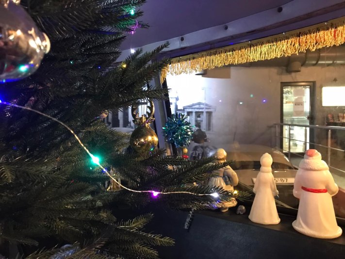 В музее Днепра появился новогодний автобус "Кубань" из 1960-х.