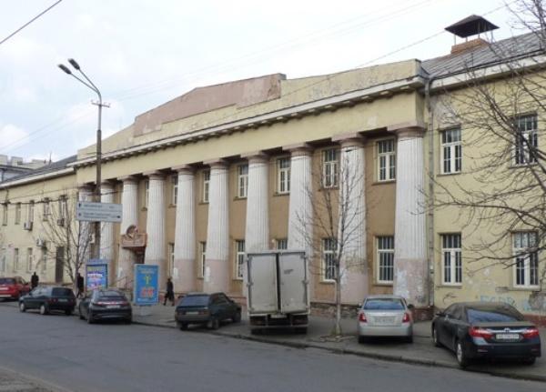 Проспект Яворницкого, 106/ фото: all-ukraine.com.ua