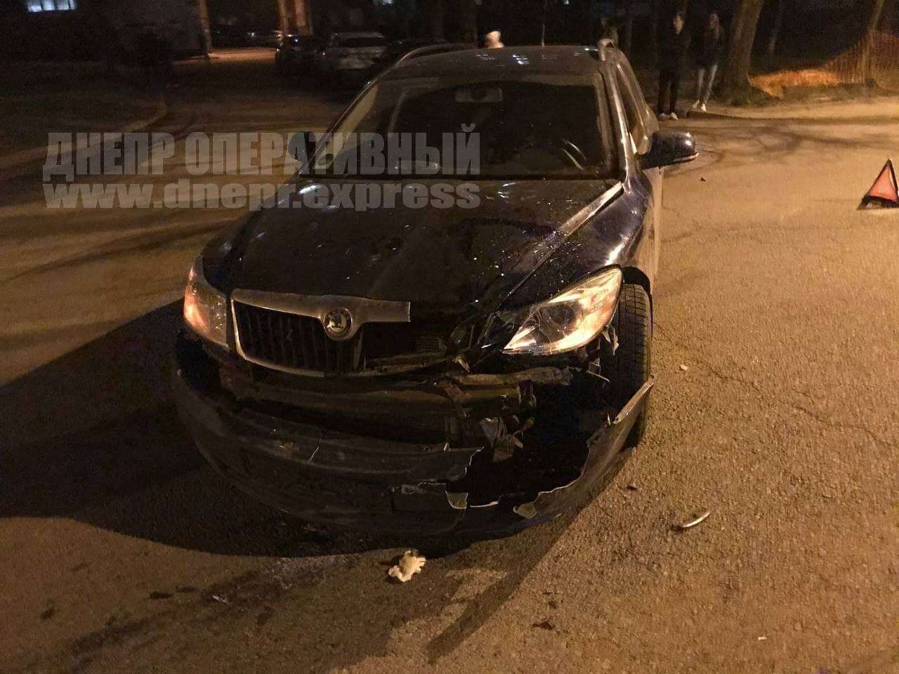 "Шкода" после столкновения/ фото: Днепр Оперативный