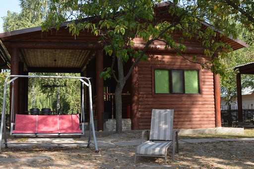 Домик на базе "Орельский двор"/ фото: orelskiydvor.com