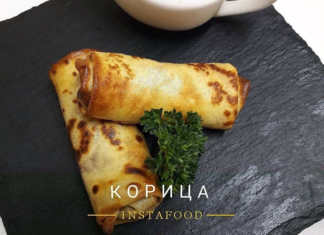 Блины с икрой в "Корица"/ фото: inst koritsa_dnepr