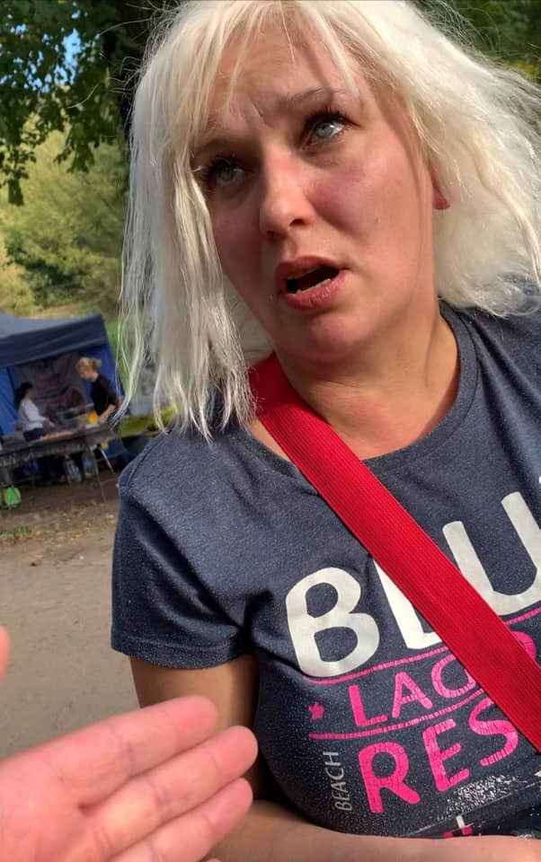 Аферистка, продававшая билеты на динозавров в Зеленом Гае/ фото: fb Одарки Белой