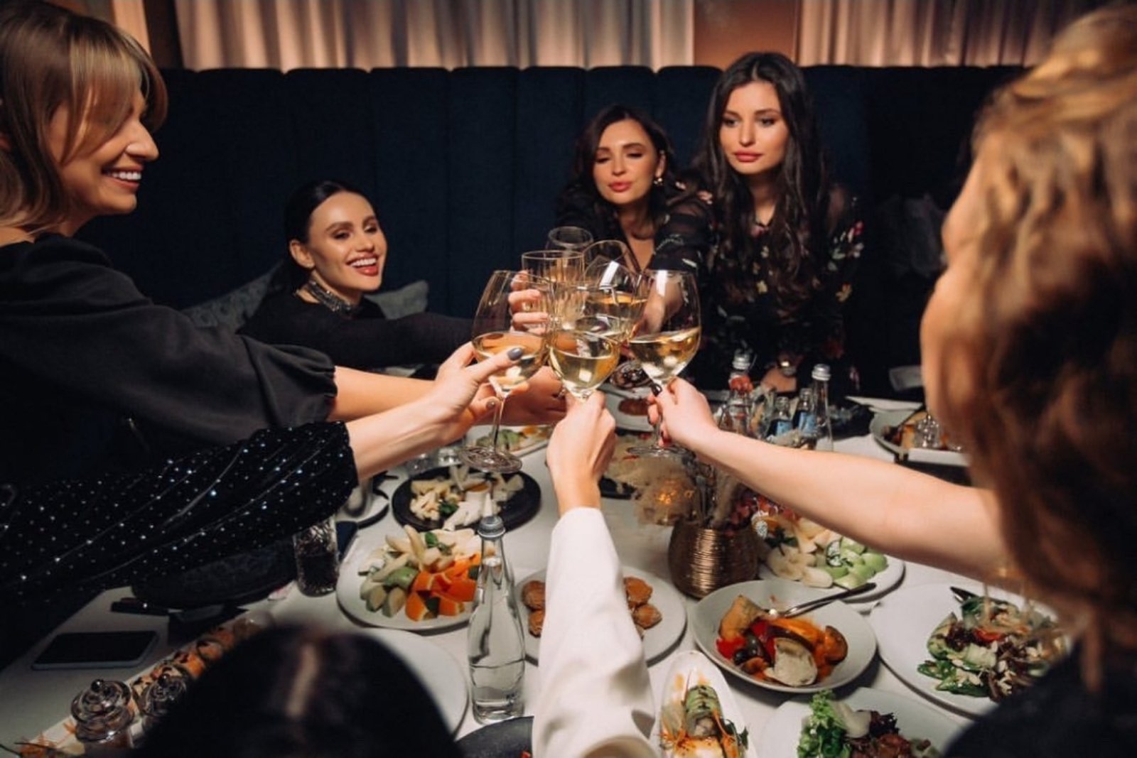 Корпоратив, Новый год-2022 в ресторане "Гастроли" в Днепре.