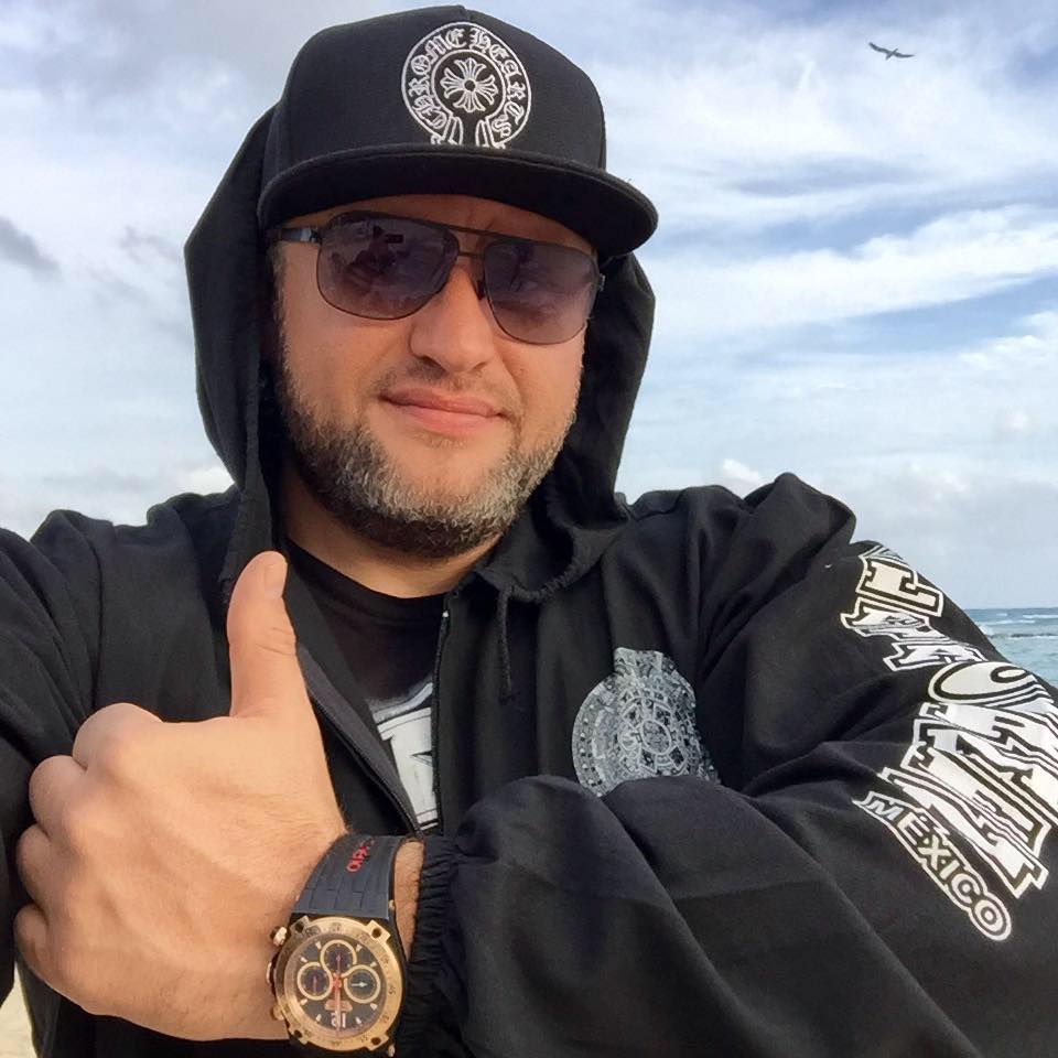 Олег Ляденко.