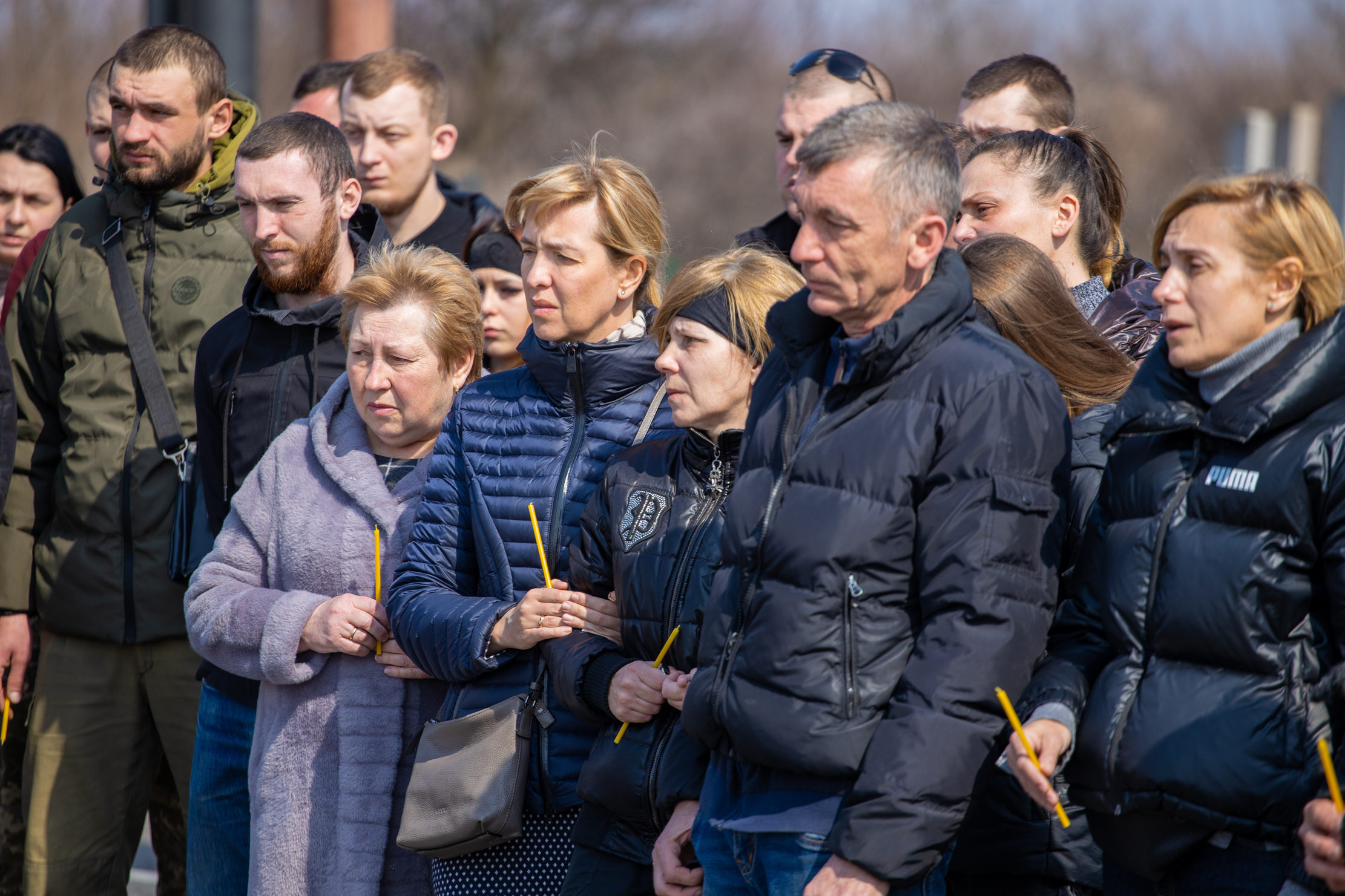 Друзі, родичі, товариші по службі та вчителі загиблого Владислава.