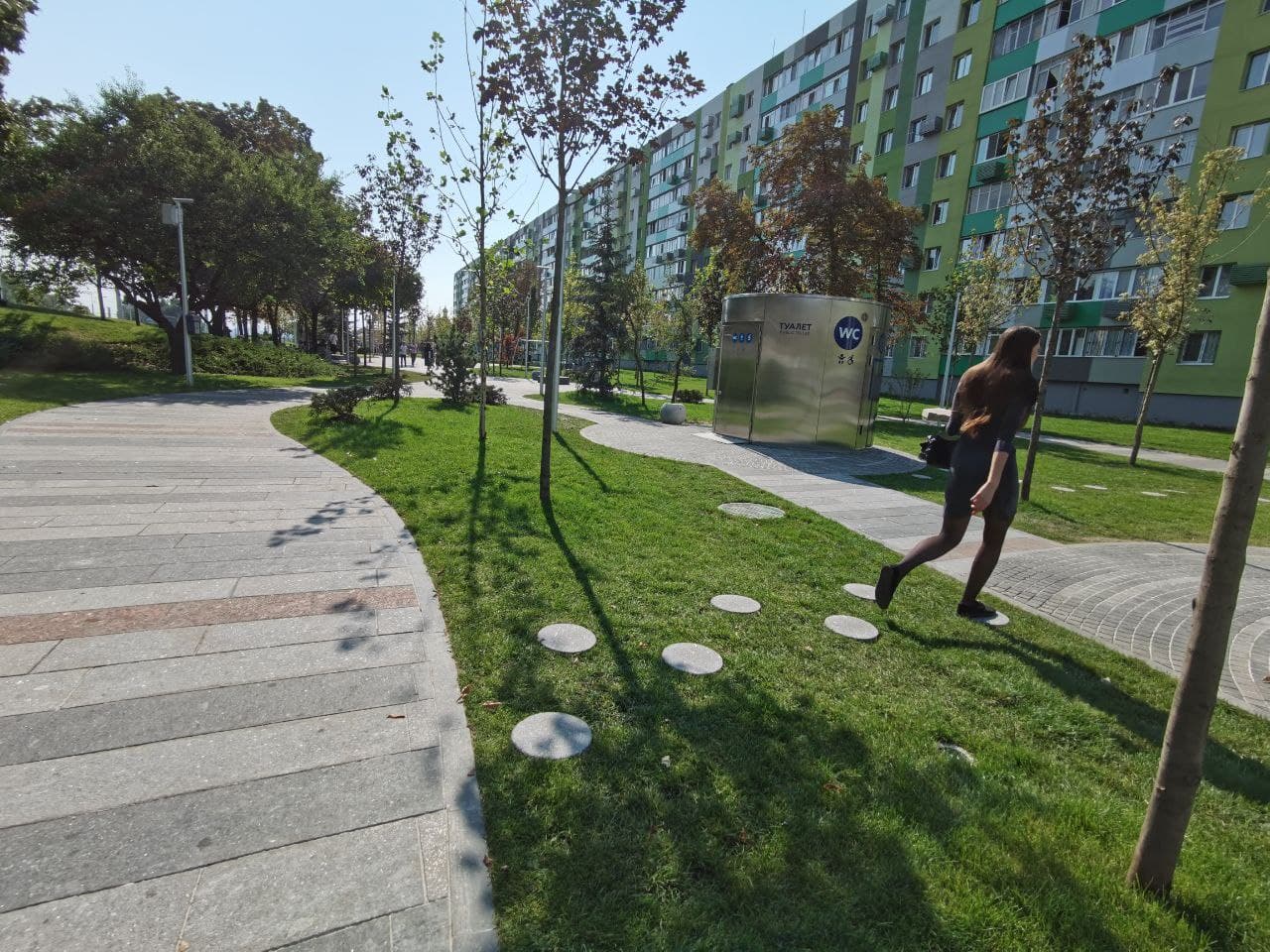 Туалет в сквере на Слобожанском проспекте/ фото: Светлана Юрченко