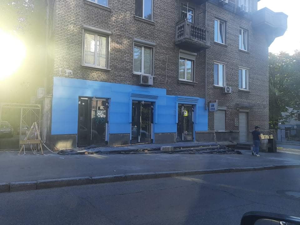 Изуродованный дом на углу Вернадского и Курутогорной/ фото: fb Руслана Мороза