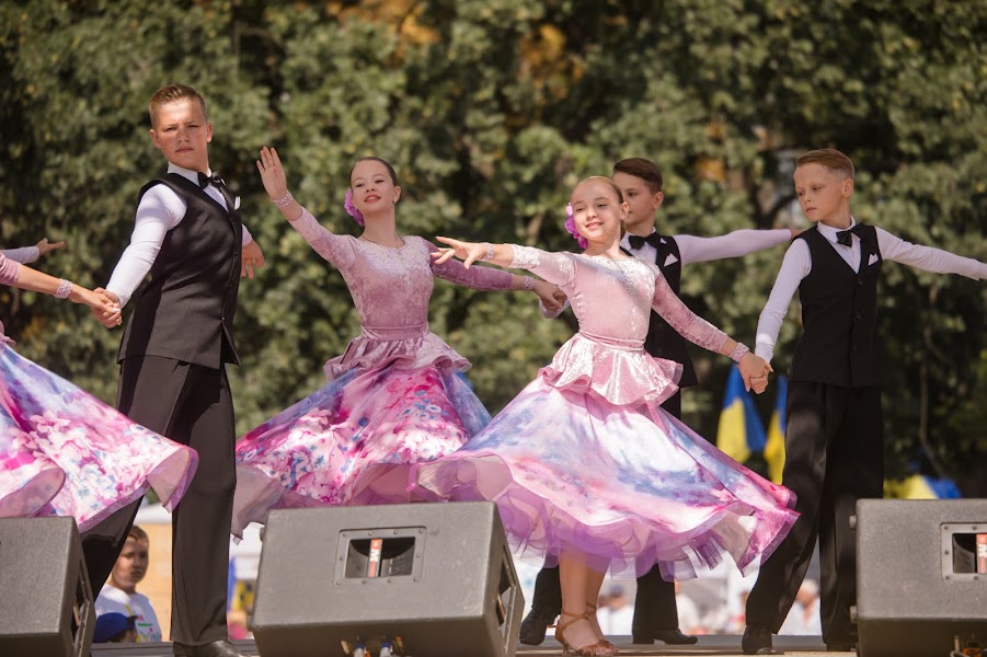 С концертом и ярмаркой: Днепропетровщина отмечает 30-летие Независимости Украины фото 6 5