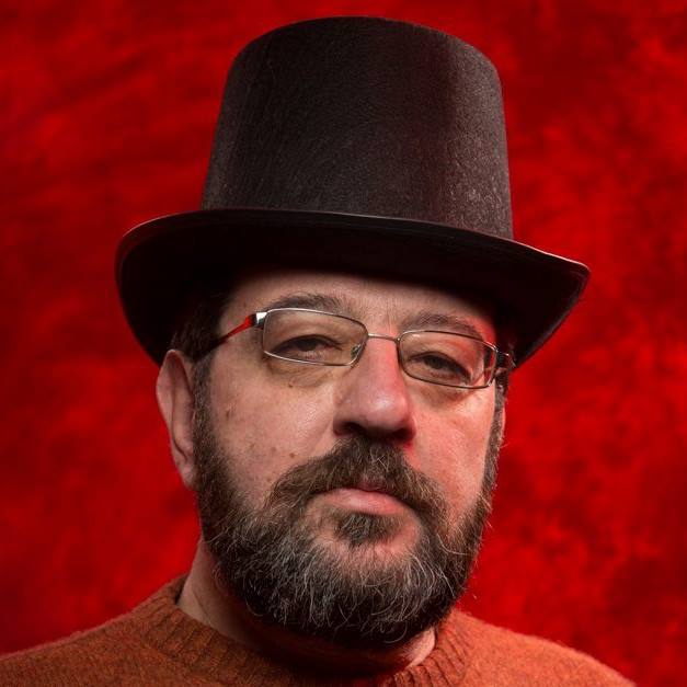 В Днепре ушел из жизни известній радиоведущий - фото: fb Александр Летичевский