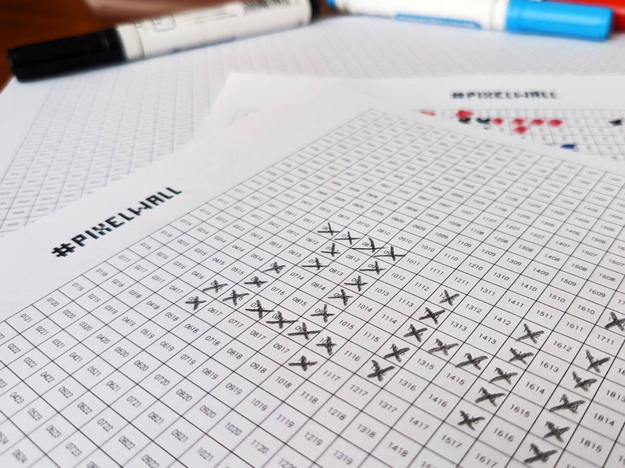 В Днепре рассказали, как легко содавать рисунки на пиксельволл / фото: fb Сергей Белый