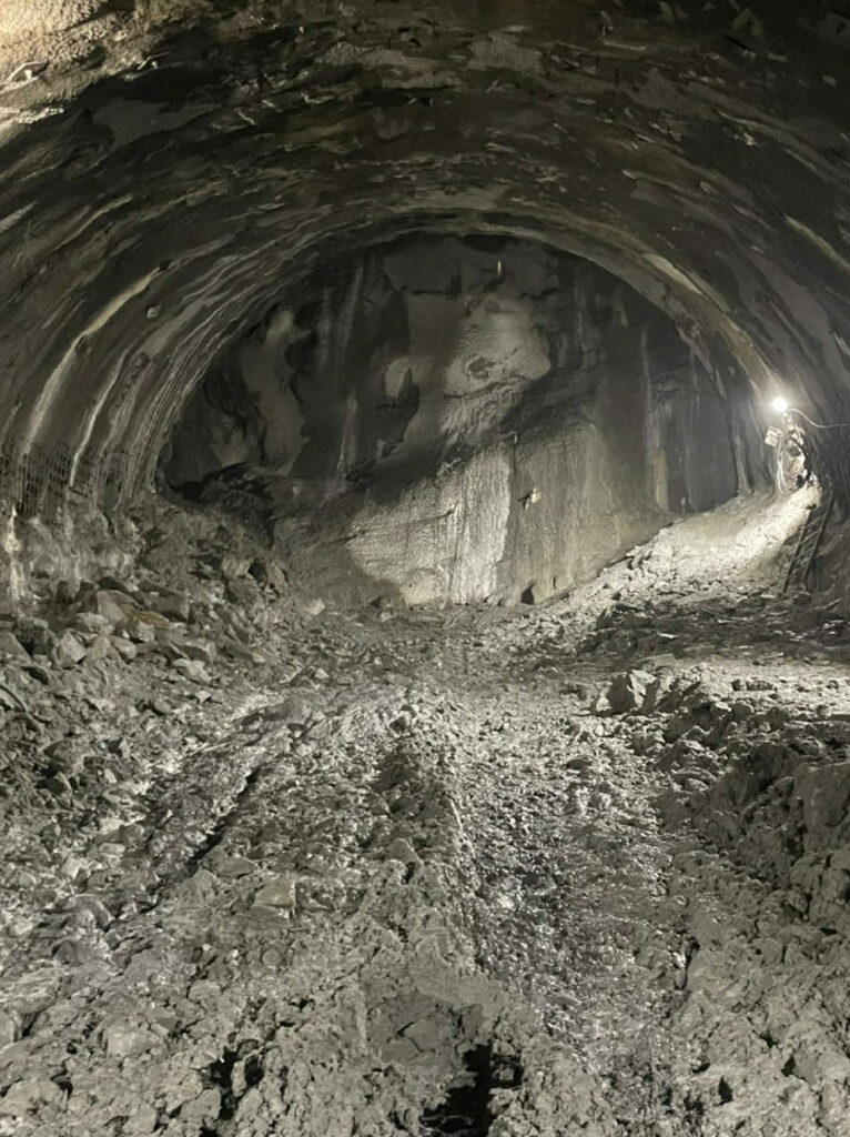 Строительство метро - фото: metro.dp.ua