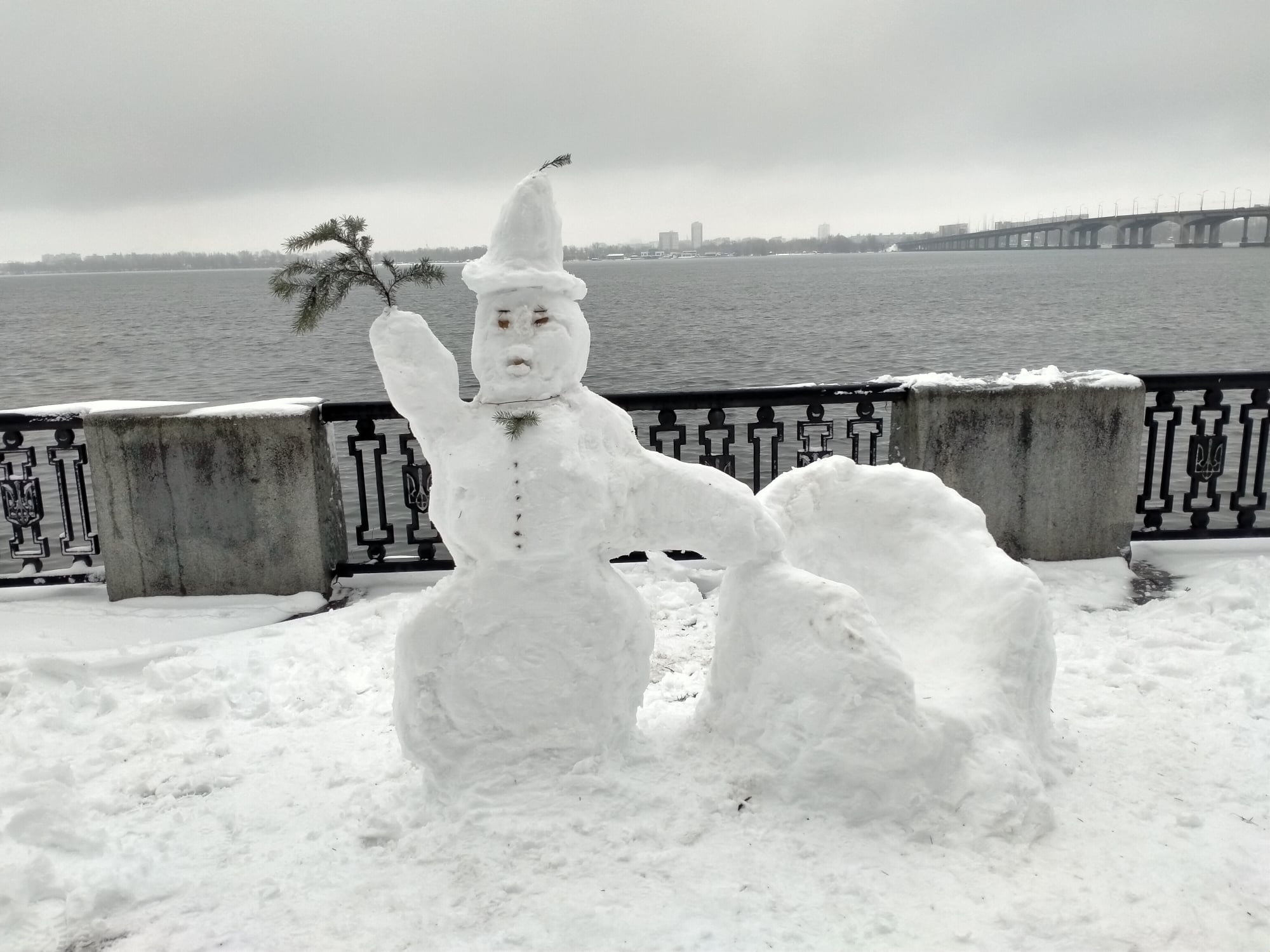 Милый снеговик / фото : fb Andrew Bondik