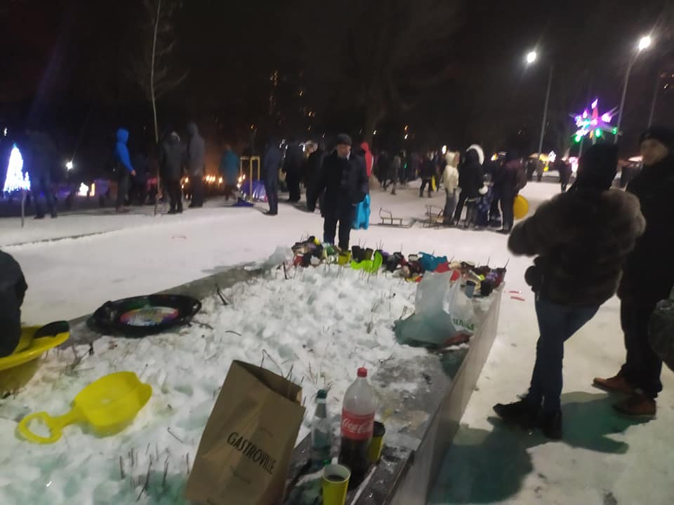 В парке Зеленый Гай много мусора / фото: fb Руслан Власенко