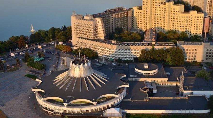 Днепропетровский государственный цирк / фото: dpchas.com.ua