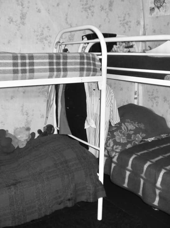 В Днепре помогают девушке, которая оказалась на улице / фото: fb Viktoriya Fedotova