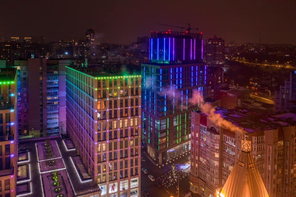 В Днепре подсветили здания / фото: fb ALEF Corporation