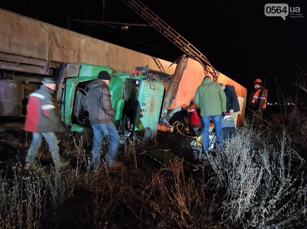 Пострадали пятеро работников / фото: 0564