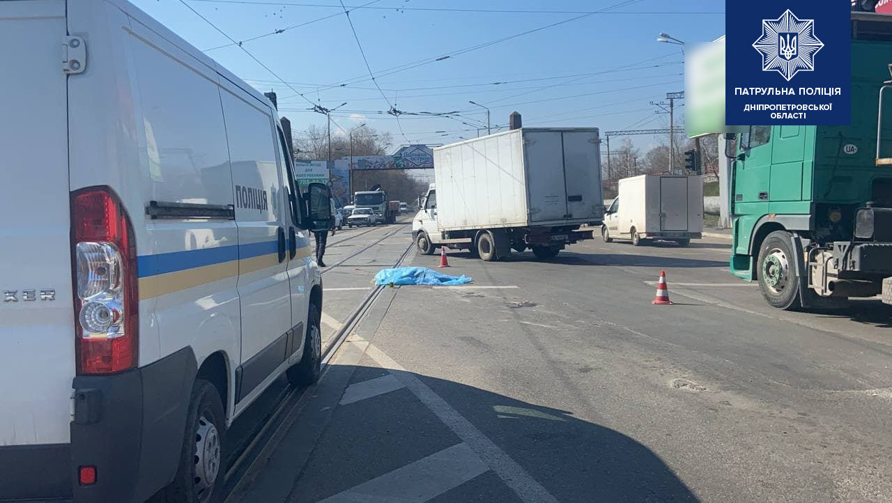 Женщина погибла на месте - фото: патрульная полиция