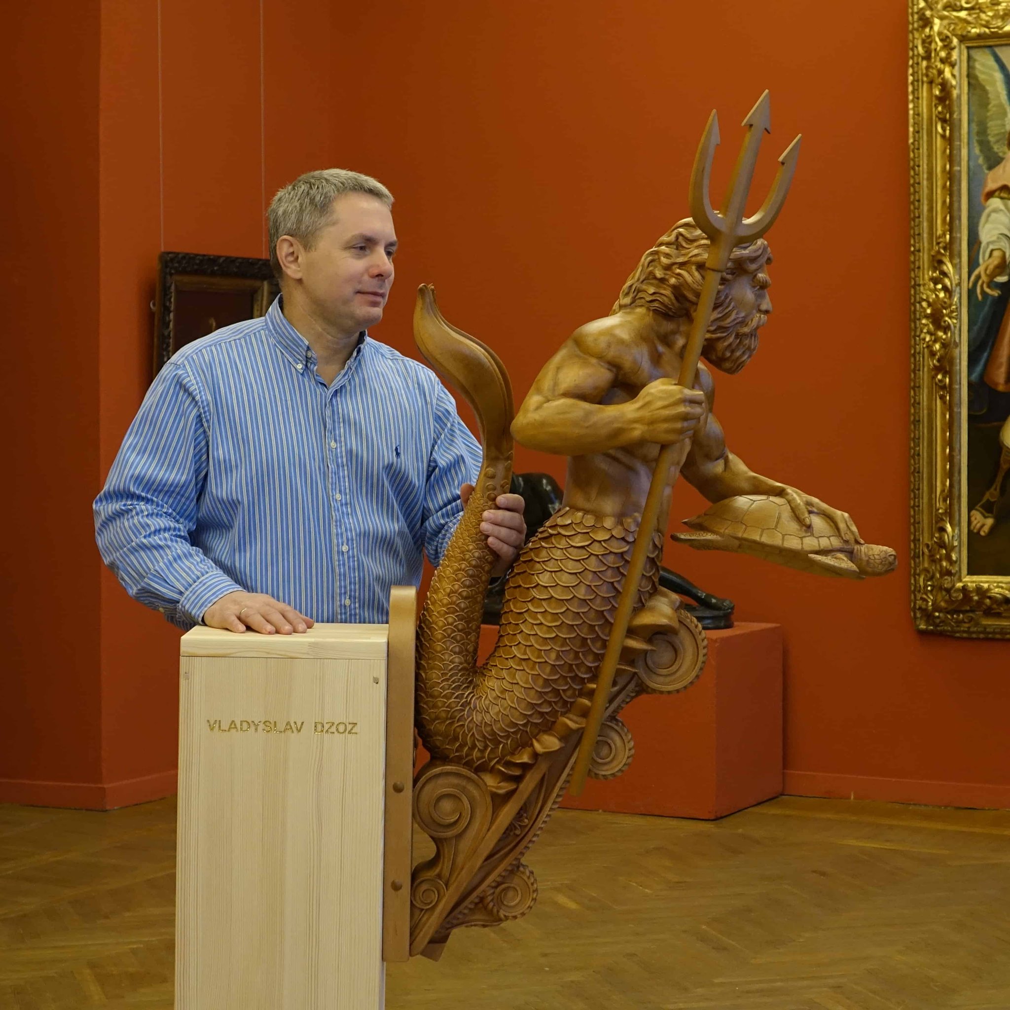 Скульптура впечатляет  - фото: fb Дніпропетровський Художній Музей