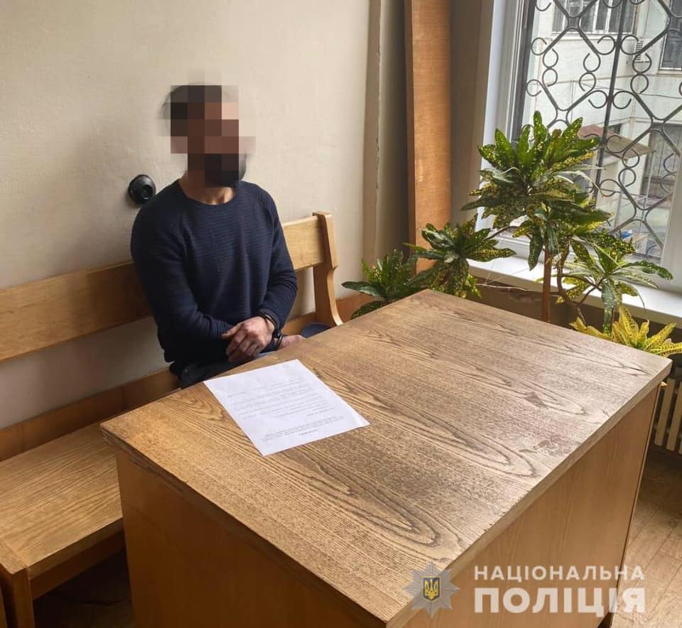 Мужчину взяли под арест - фото: ГУ НП