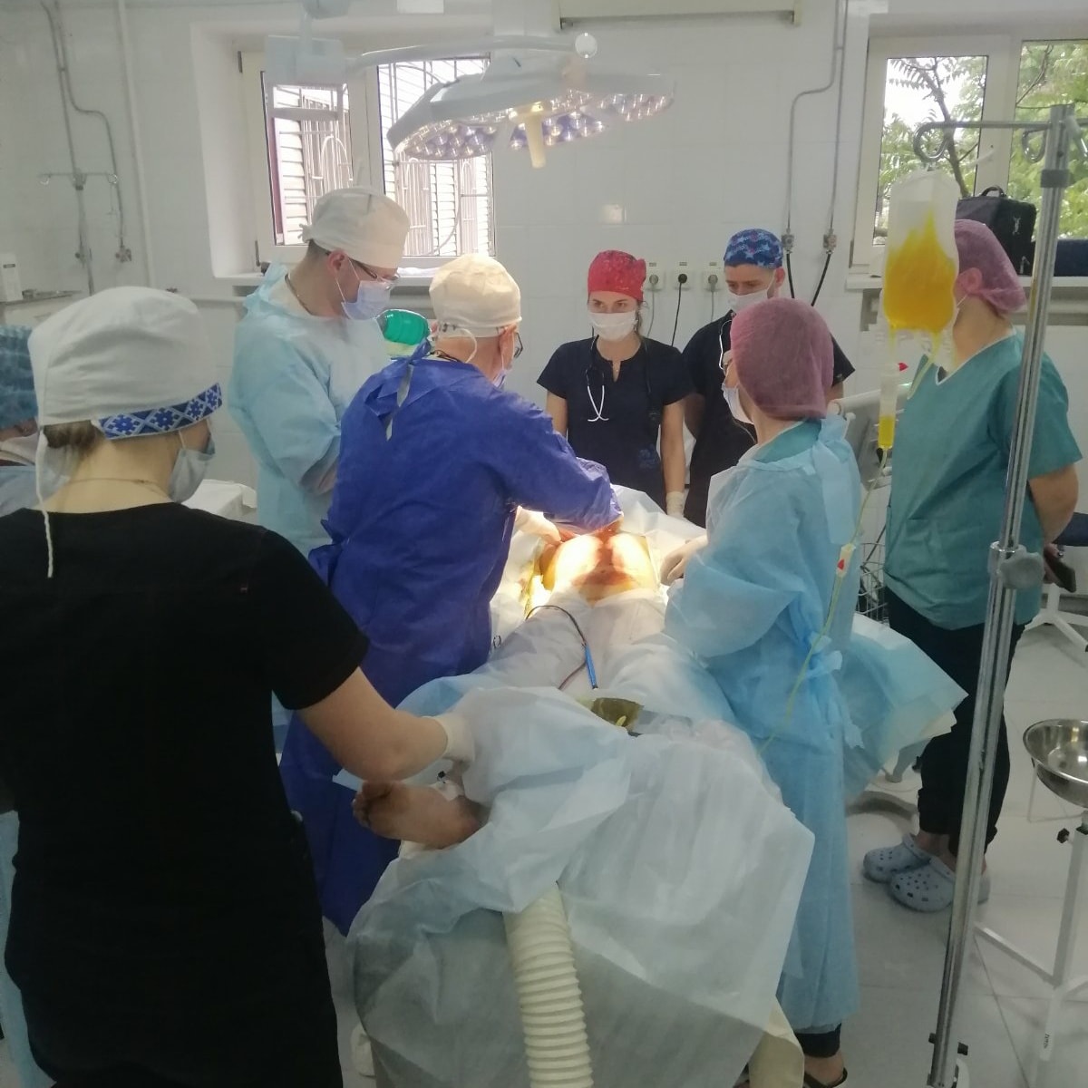 В Днепре спасают ребенка - фото: fb Дніпропетровська обласна дитяча лікарня