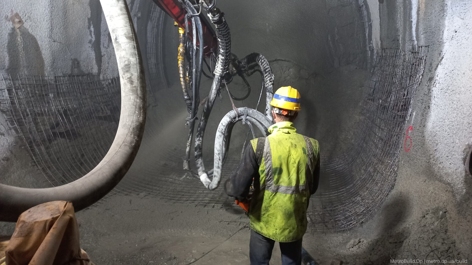 Как сейчас выглядят строящиеся станции Днепровского метро - фото: metro.dp.ua