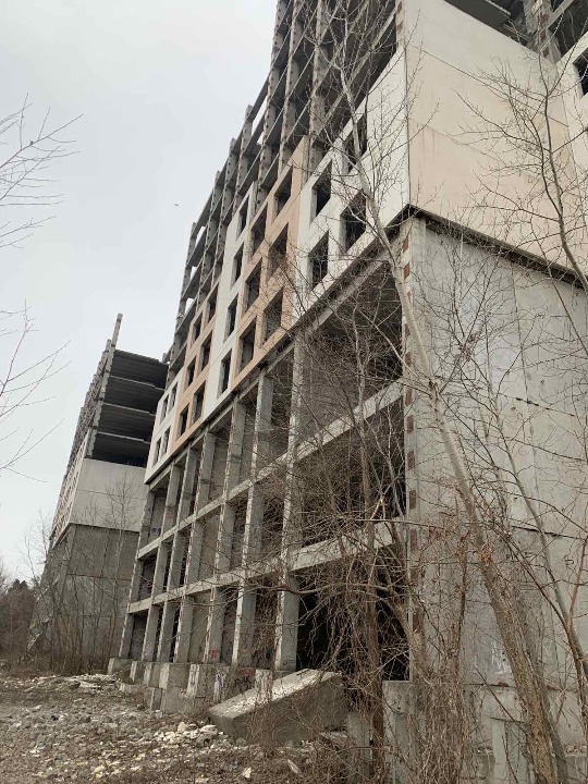 Строительство придется заканчивать новому застройщику -