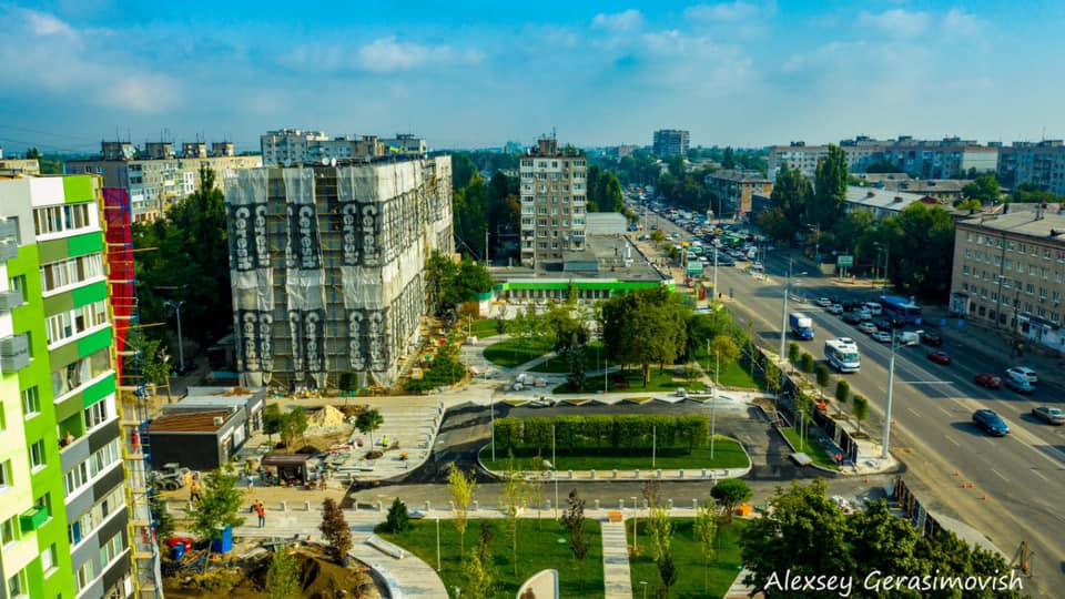 Сквер откроют уже скоро - фото: fb Mykhailo Lysenko 