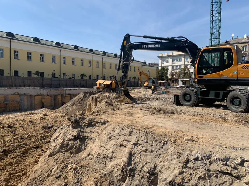 Работает тяжелая техника - фото: fb Вадим Ермолаев