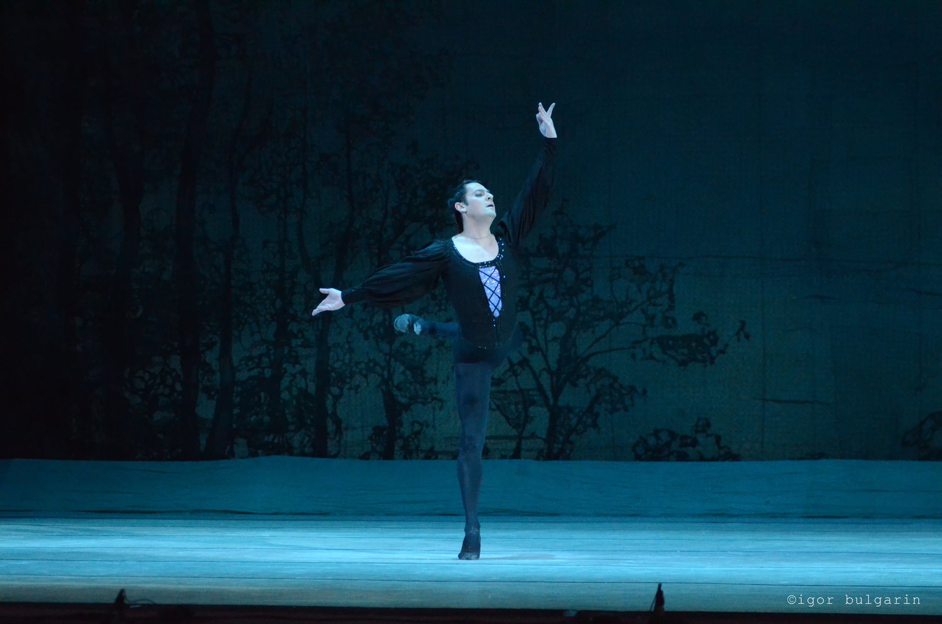 Дмитрий Омельченко - фото: fb Дніпропетровський академічний театр опери та балету