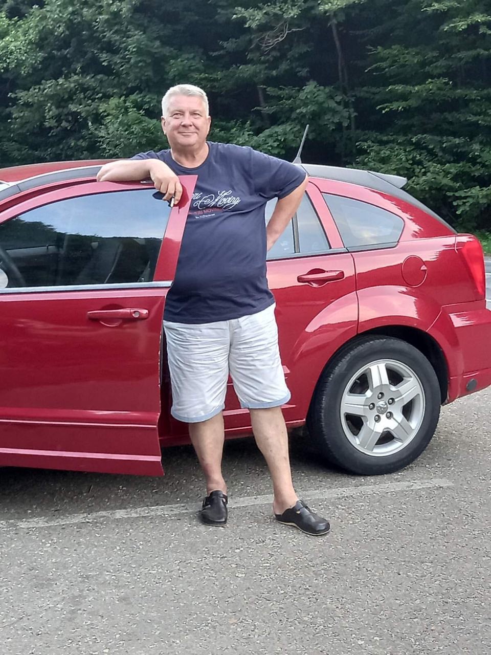 Мужчина помог сотням детей - фото: fb Центр матері та дитини ім. Руднєва