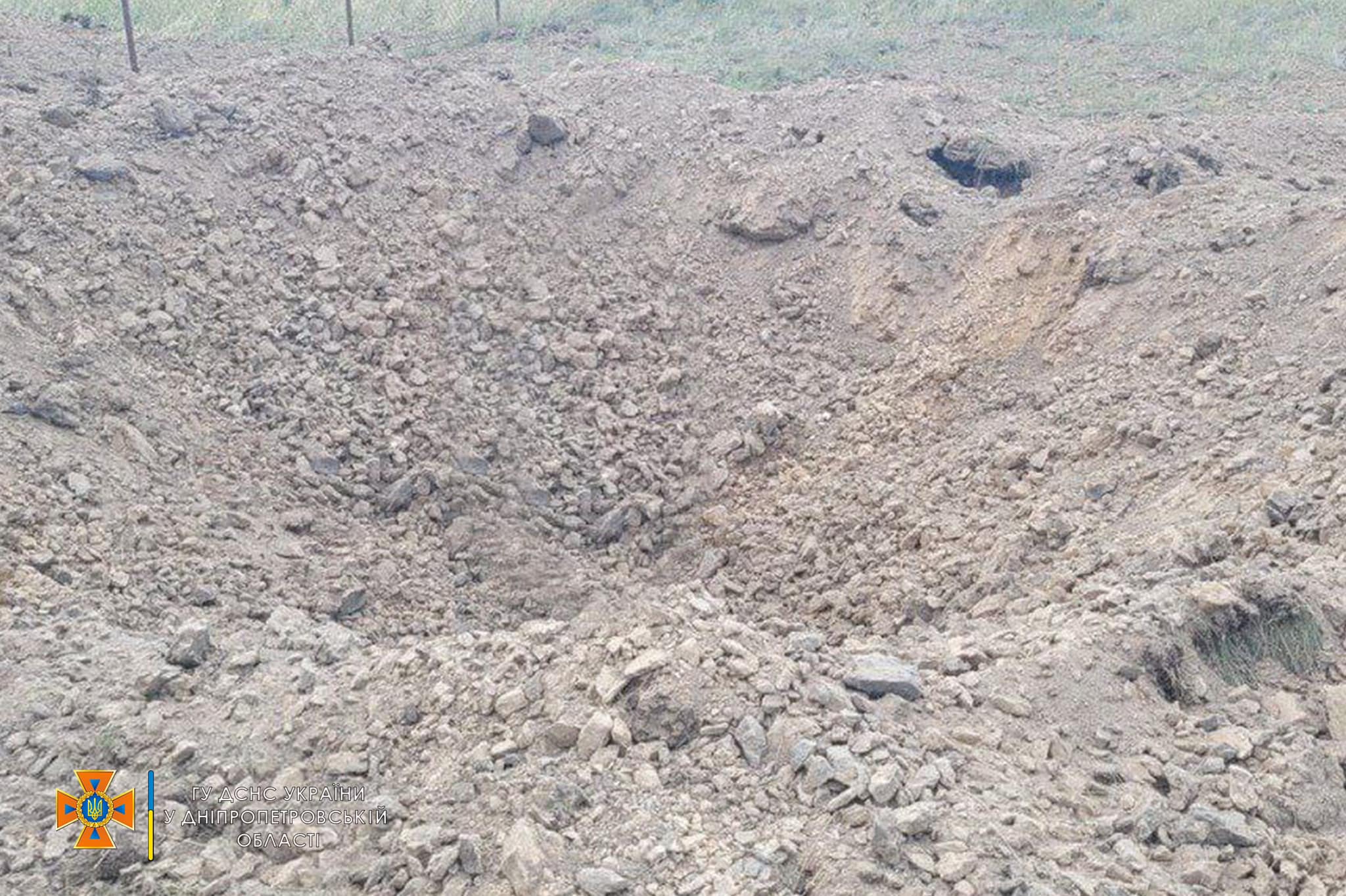 Наслідки ворожого обстрілу - || фото: facebook.com/MNSDNE