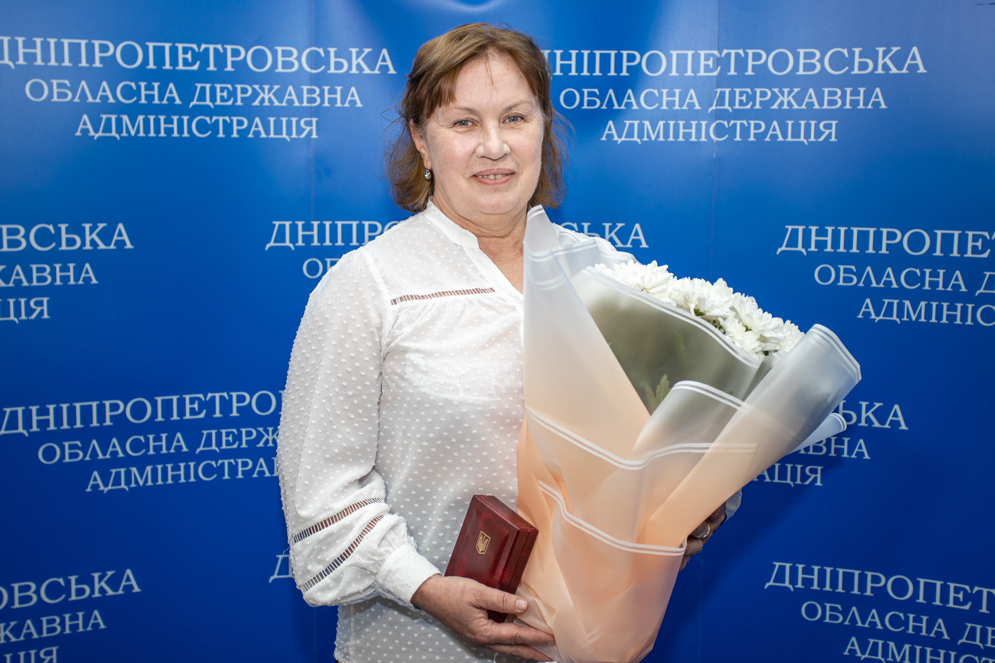 Заслужили: трое медиков из Днепропетровщины получили награды от президента фото