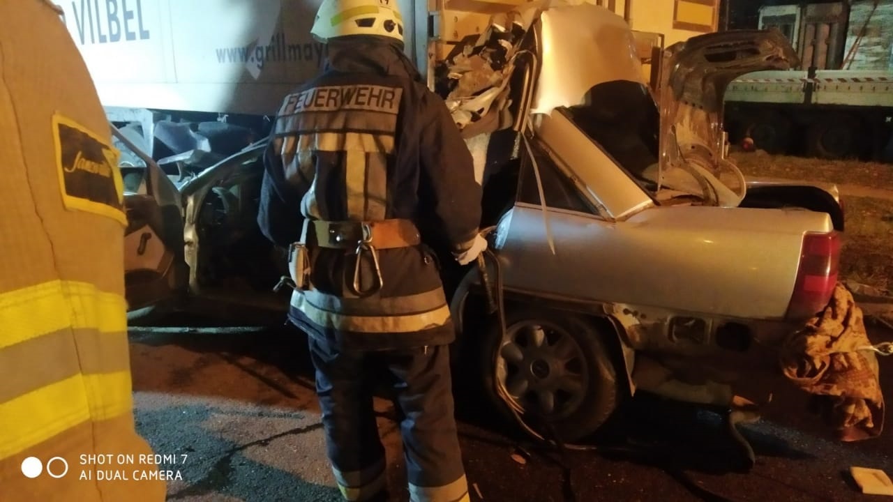 В страшном ДТП погибли два человека  / фото: ГСЧС в Днепропетровской области