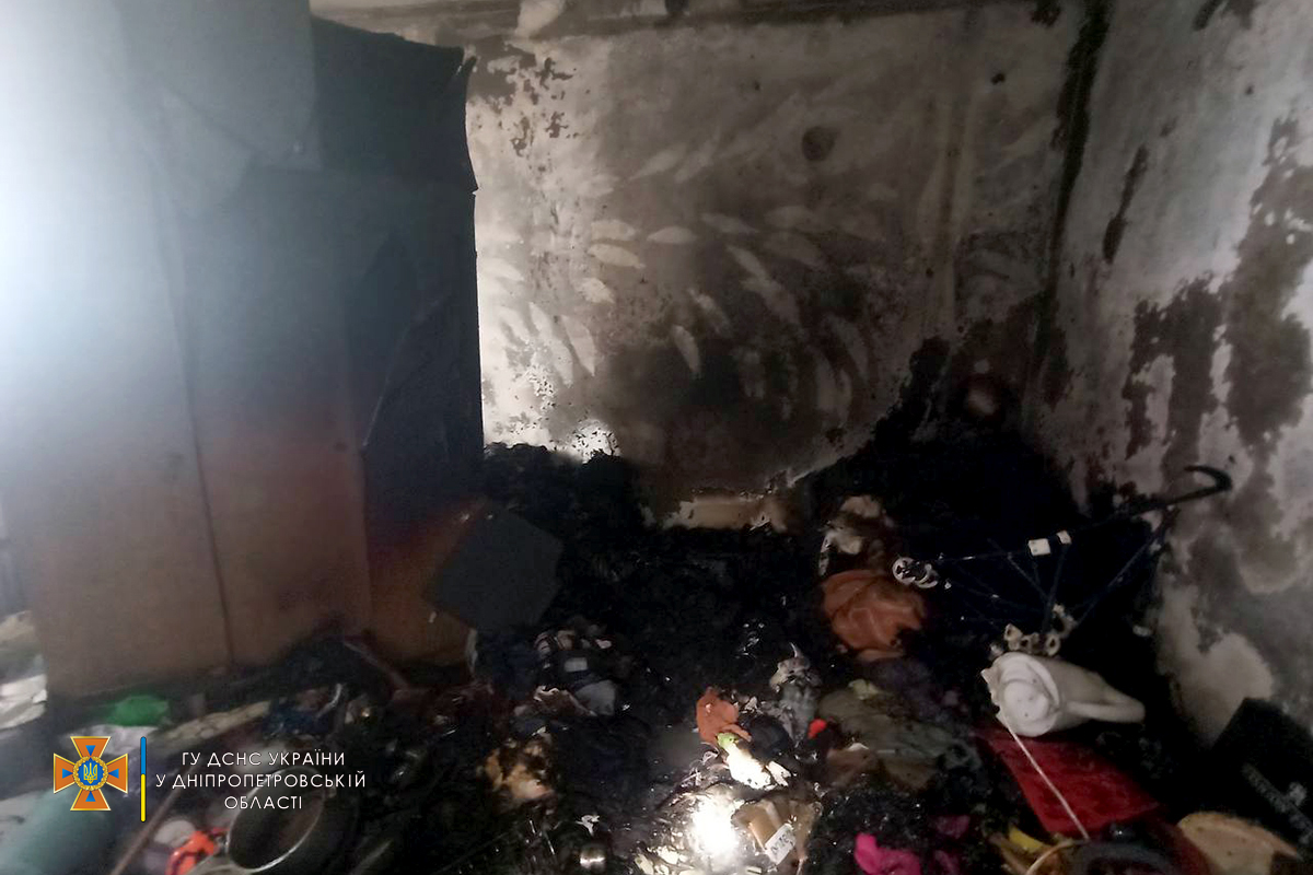 Сгорела комната - фото: ГСЧС