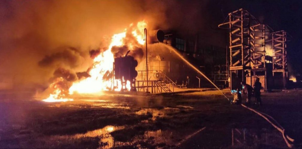 Пожар тушили несколько часов - || фото: adm.dp.gov.ua