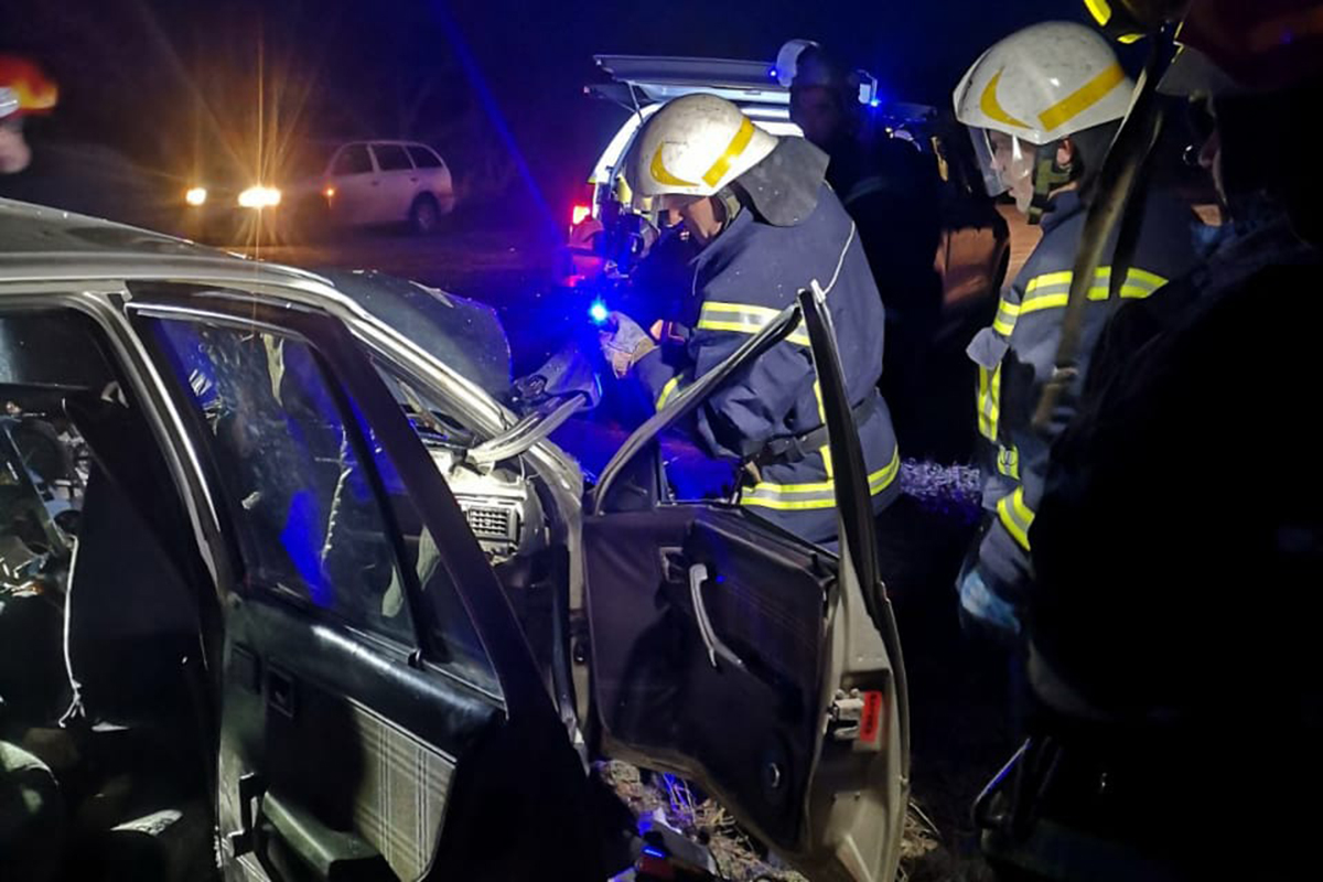 Под Днепром жесткое ДТП - фото: dp.dsns.gov.ua