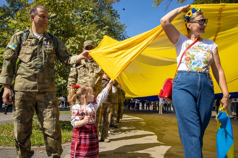 С концертом и ярмаркой: Днепропетровщина отмечает 30-летие Независимости Украины фото 4 3